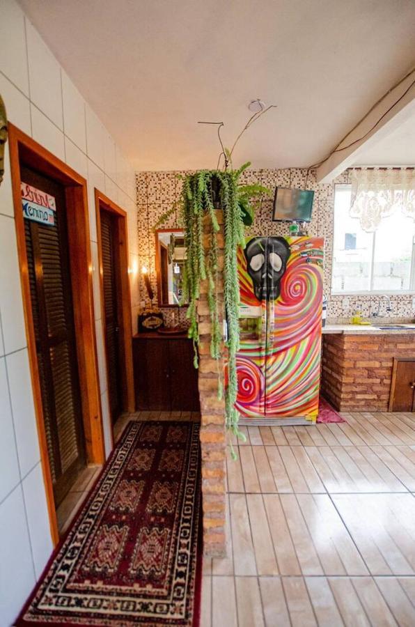 Hostel Quintal Do Rosa プライア・ド・ローザ エクステリア 写真